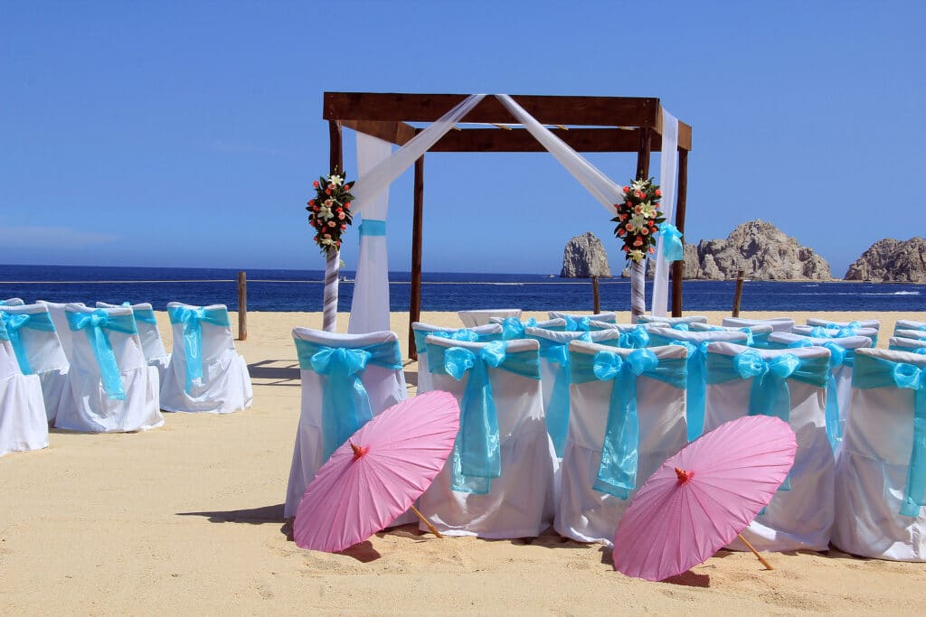 VacayStore Reviews What To Pack For an Island Wedding 2